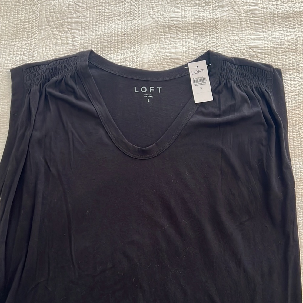 NWT LOFT muscle tank with ruching - Picture 3 of 8